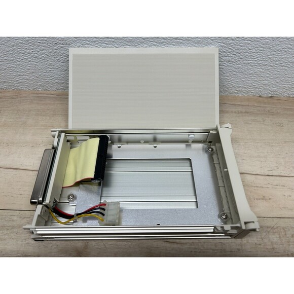 Data Cstle BT-32 RH Enhanced HDD Mobile Rack Shock Absorber Aluminum Tray W Keys - Picture 12 of 16